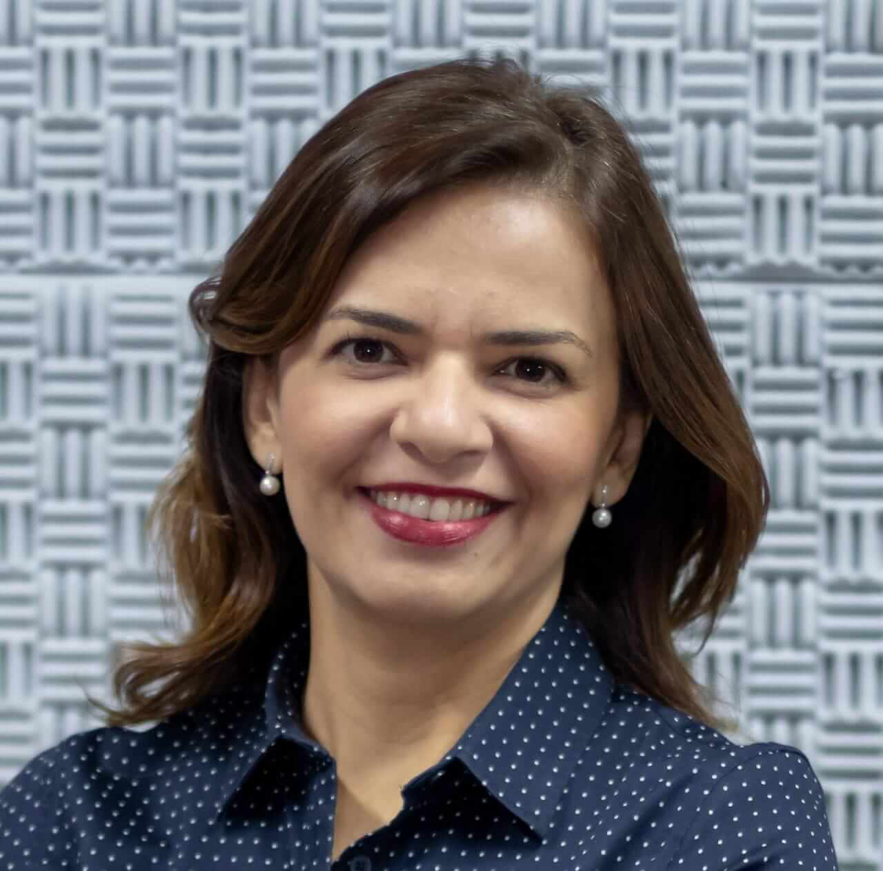 BETHANIA CASTRO